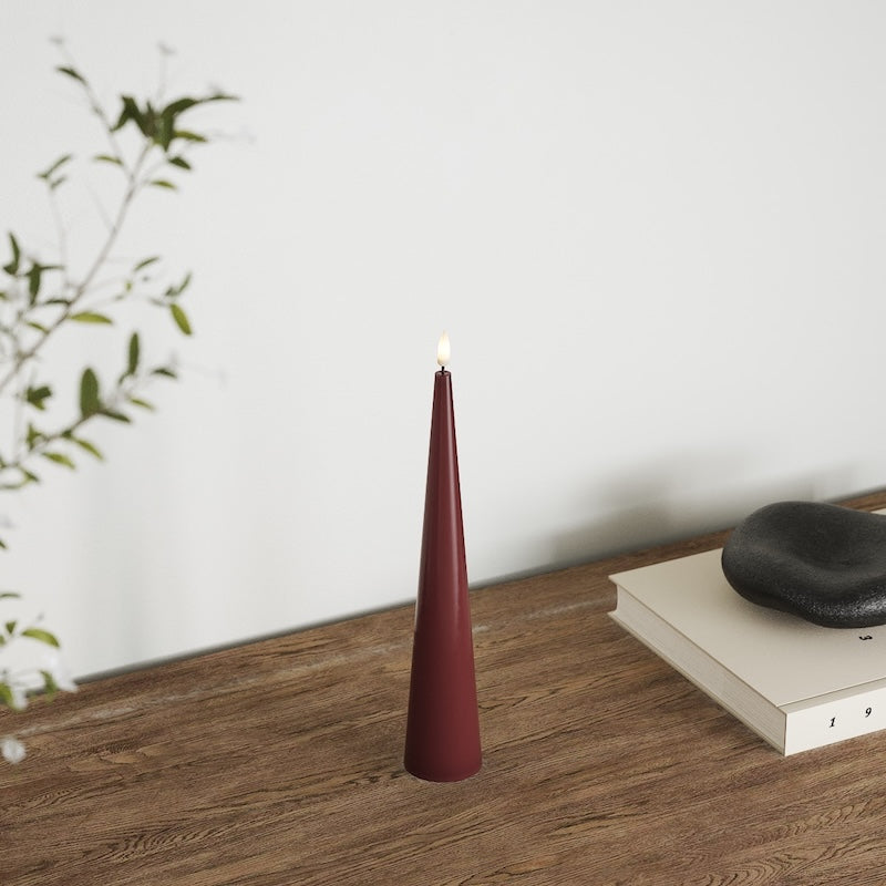 Deluxe Homeart Kegle lys D 5 x H 28 cm Cream