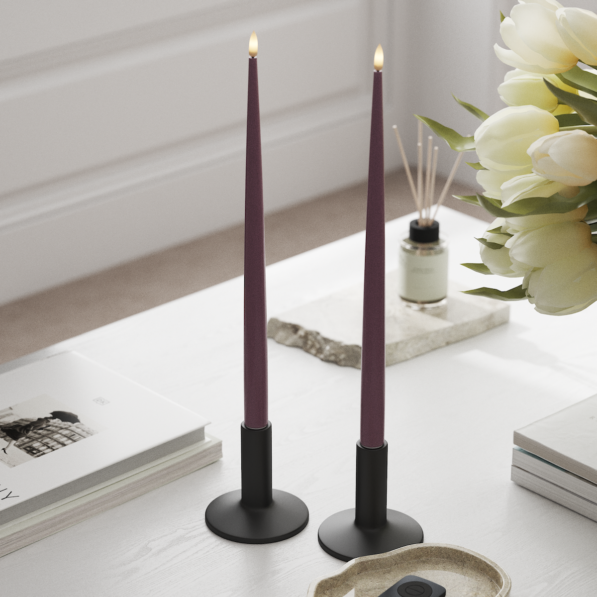 Deluxe Homeart LED Kertelys med Lak, 2 stk 38 cm Lyslilla LED kertelys 1