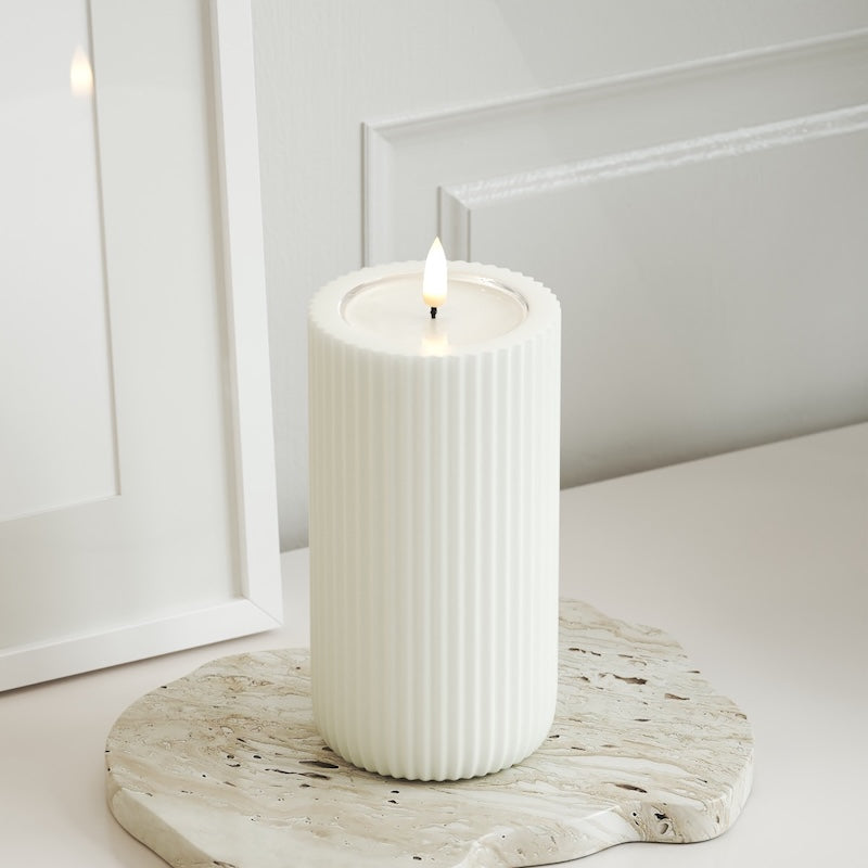 Unique Candles Unique LED Lampa wpustowa D 8 x 15 cm Biały